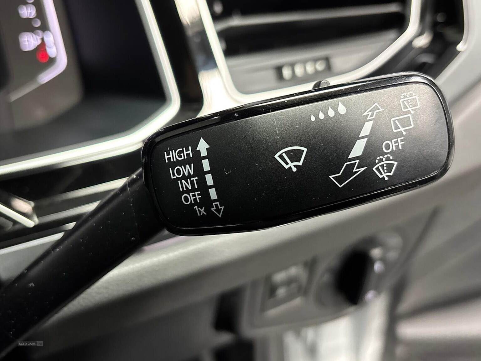 Nov 2022 Volkswagen Polo 1.0 Tsi R-Line 5Dr