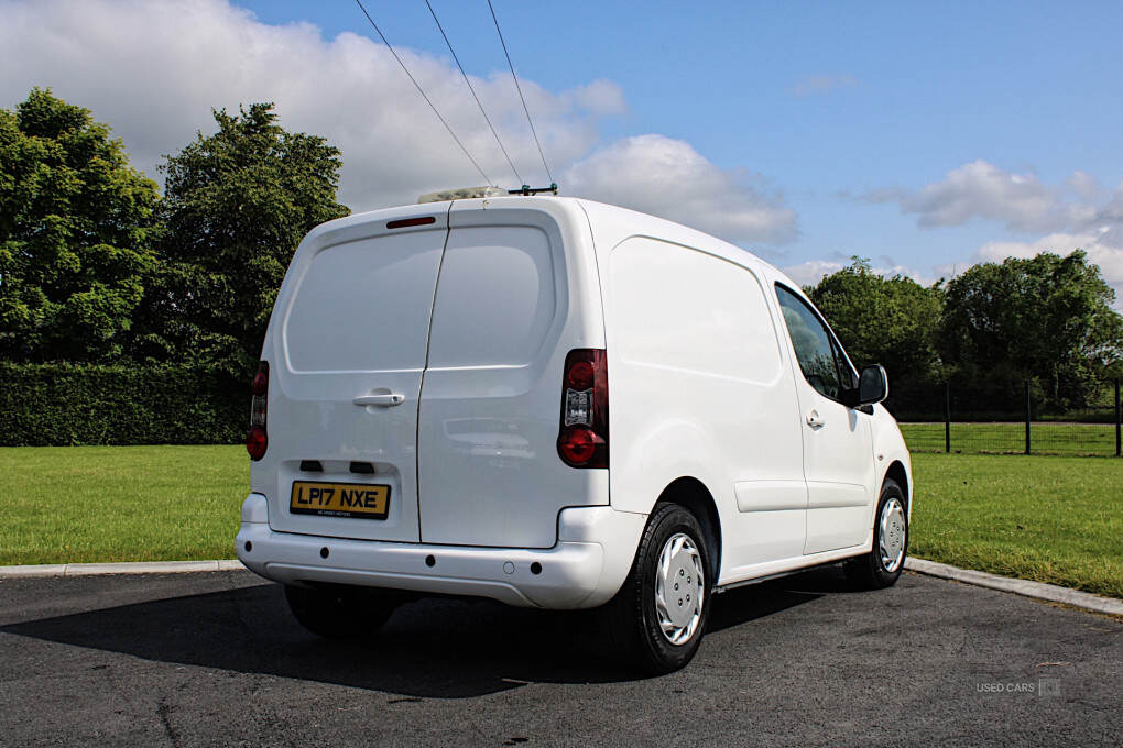 Aug 2017 Peugeot Partner 850 1.6 BlueHDi 100 Professional Van ATV