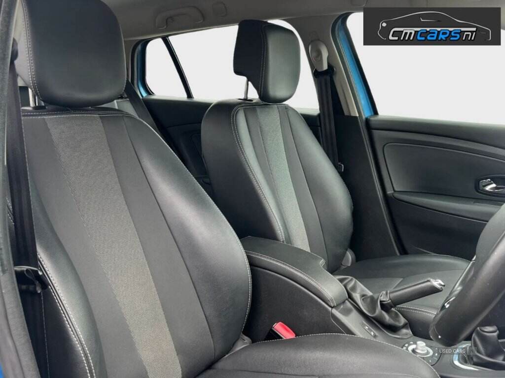 2016 Renault Megane 1.5 dCi Dynamique Nav Sport Tourer 5dr Diesel Manual Euro 6 (s/s) (110 ps)