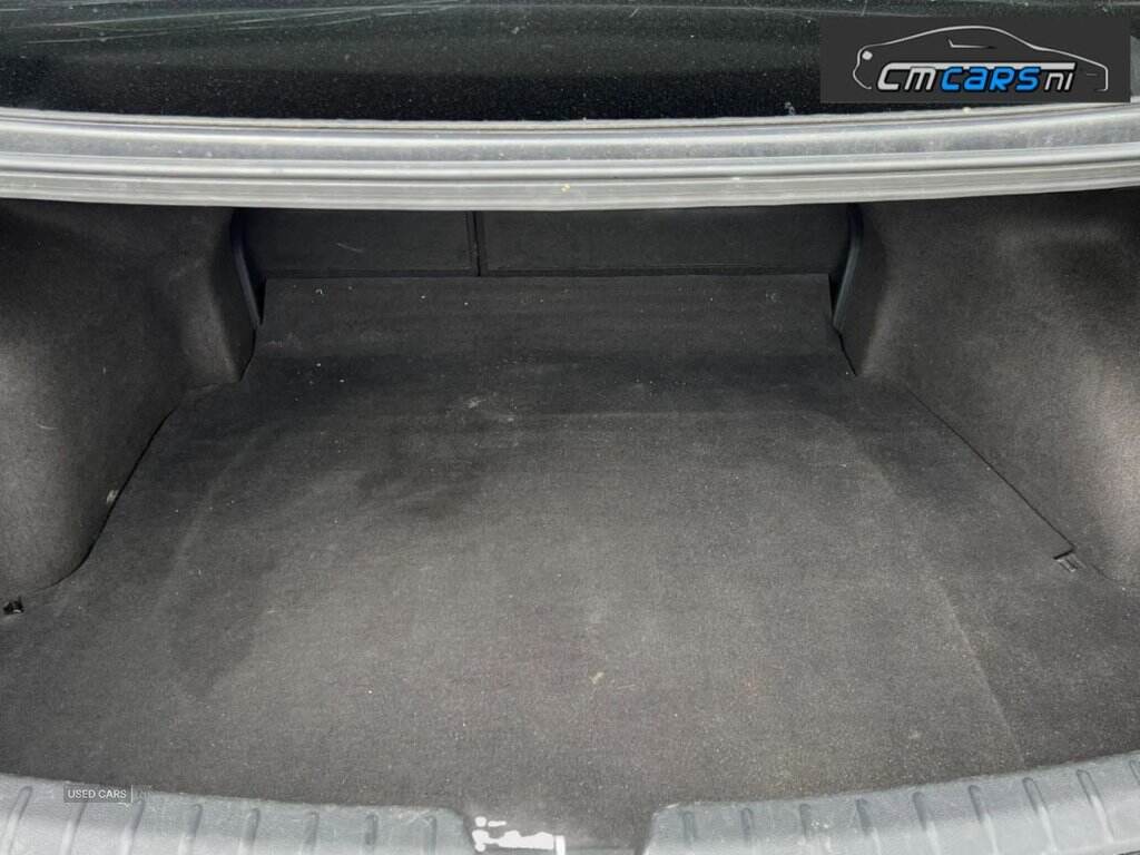 Jan 2015 Hyundai i40 1.7 CRDi [136] Blue Drive Premium 4dr