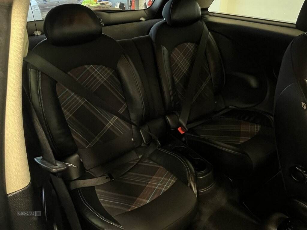  2015 MINI Cooper 2.0 Cooper SD SUV 3dr Diesel Manual ALL4 Euro 5 (s/s) (143 ps) NI REG