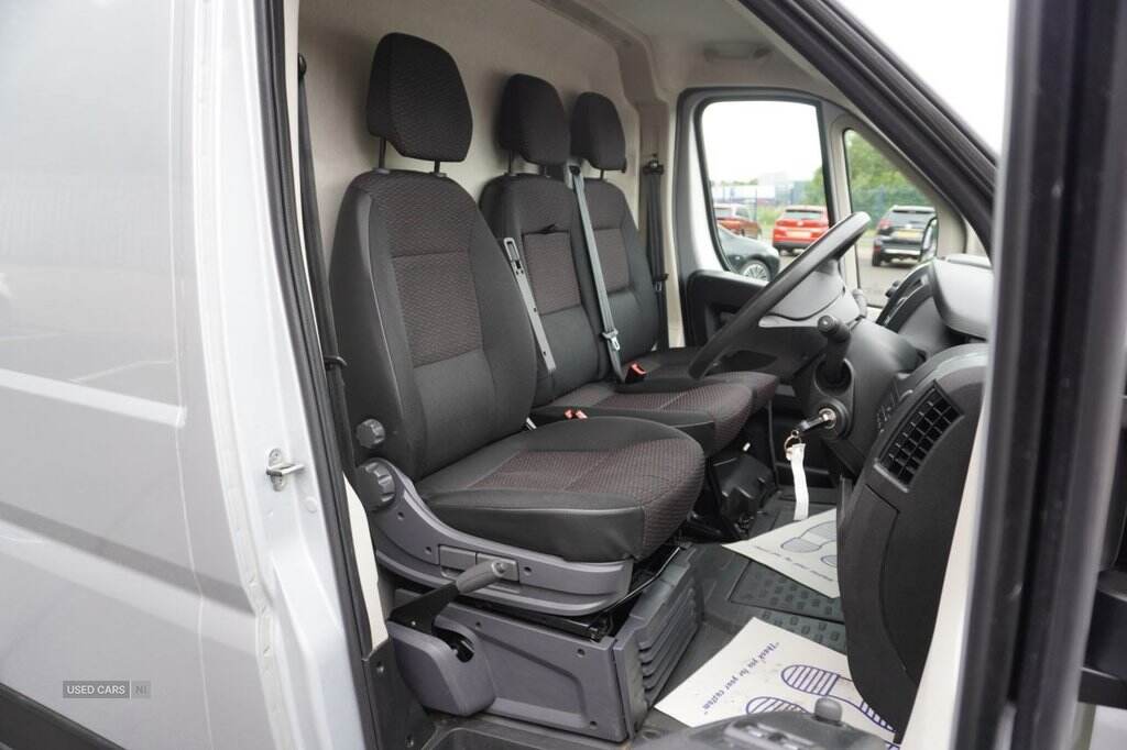 Jun 2022 Citroen Relay 2.2 BlueHDi H2 Van 140ps Enterprise