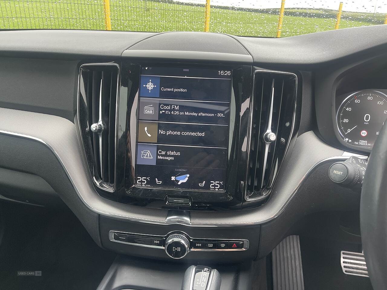 Jan 2020 Volvo XC60 2.0 D4 R DESIGN 5dr Geartronic