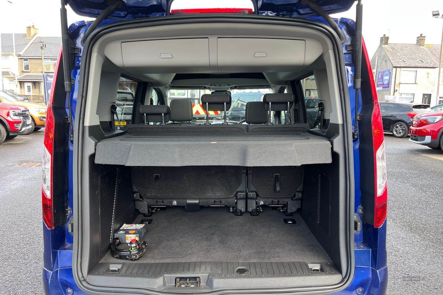 Mar 2016 Ford Tourneo Connect 1.5 TDCi 120 Titanium 5dr Powershift