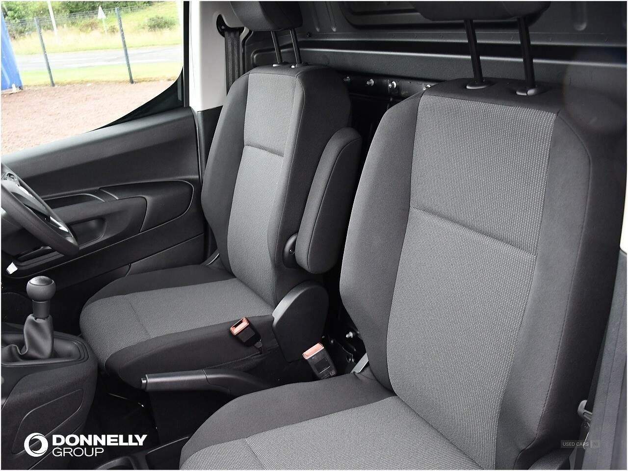 Jun 2025 Vauxhall Combo 2300 1.5 Turbo D 100ps H1 Prime Van