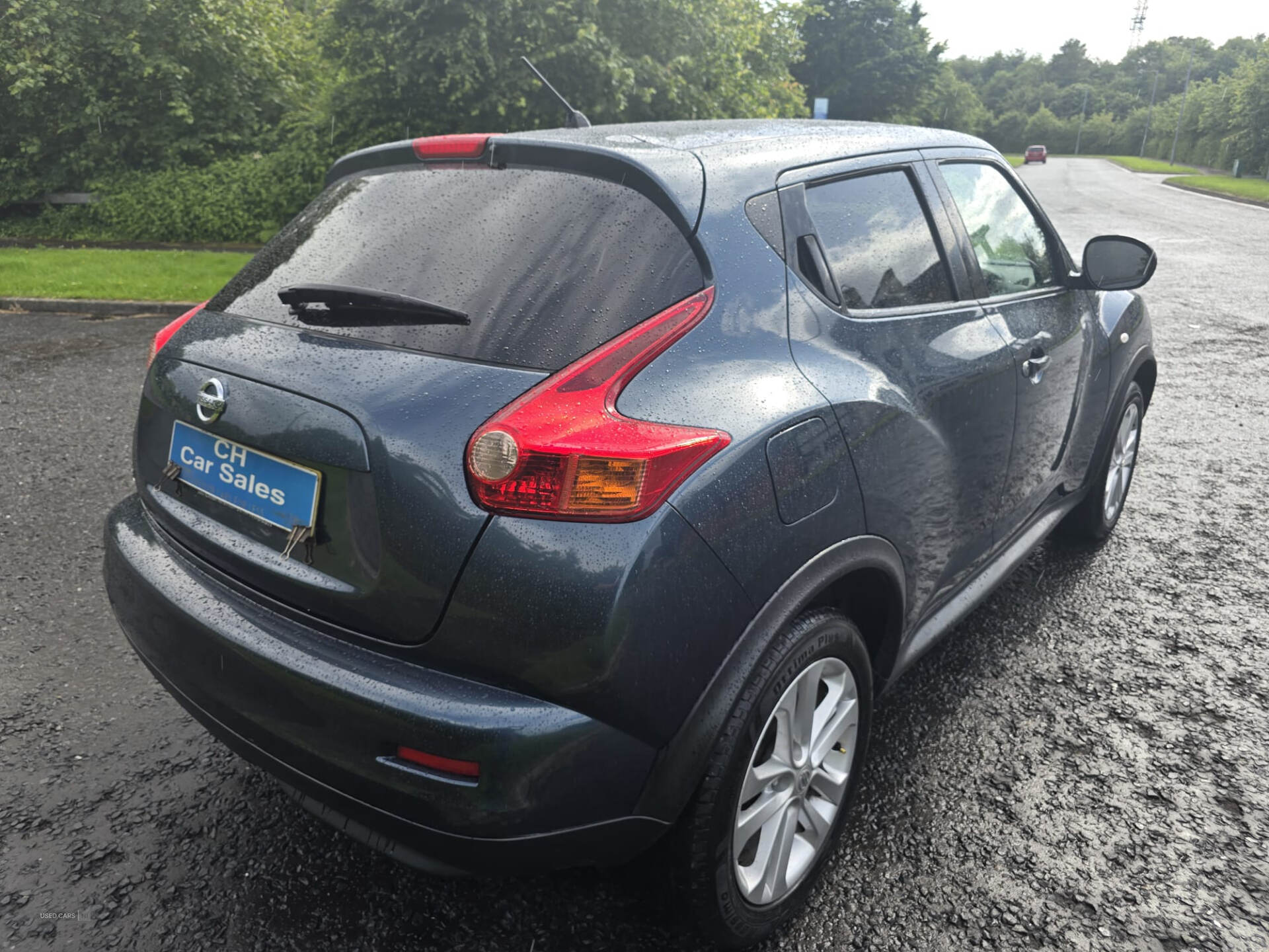 Nissan Juke HATCHBACK in Down
