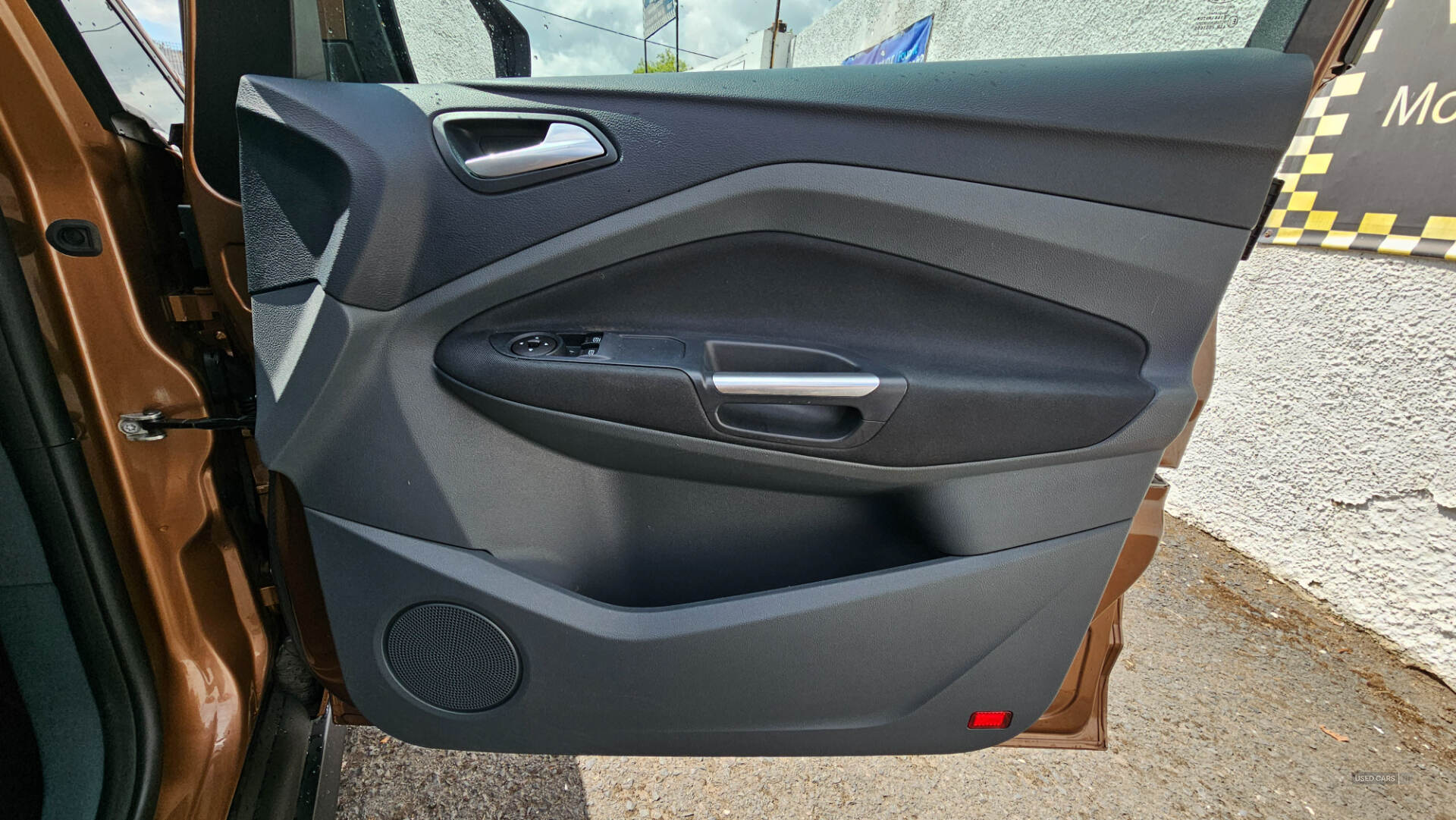 Car Thumbnail 11