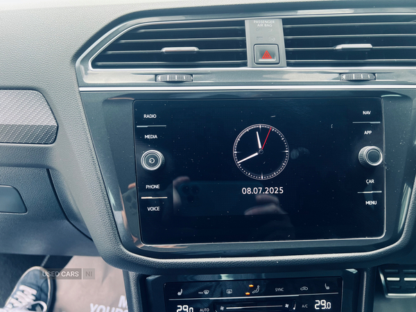 Volkswagen Tiguan ESTATE in Down