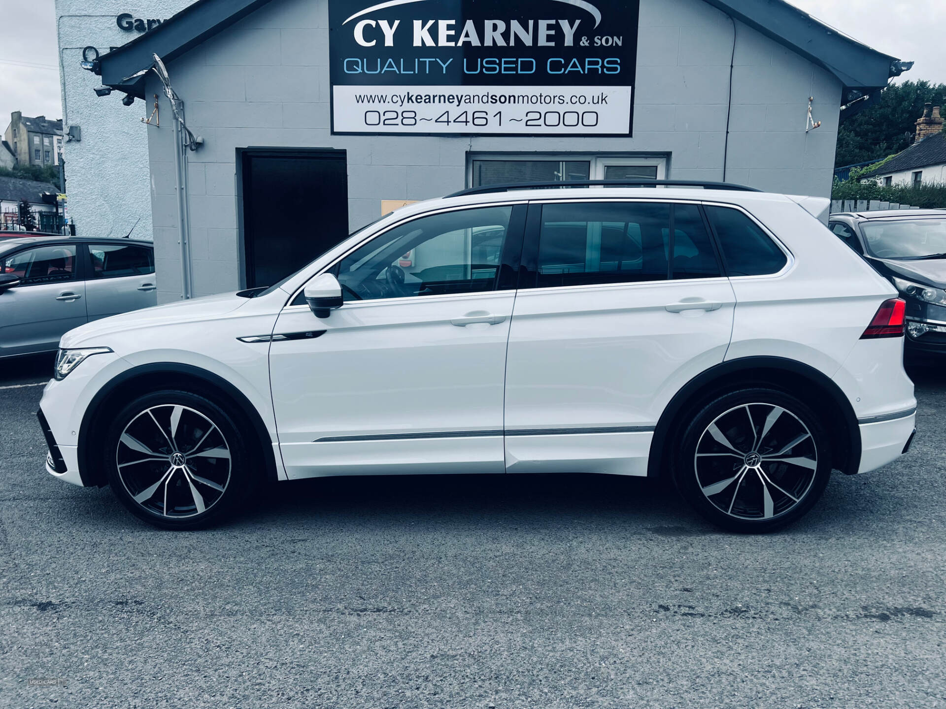 Volkswagen Tiguan ESTATE in Down