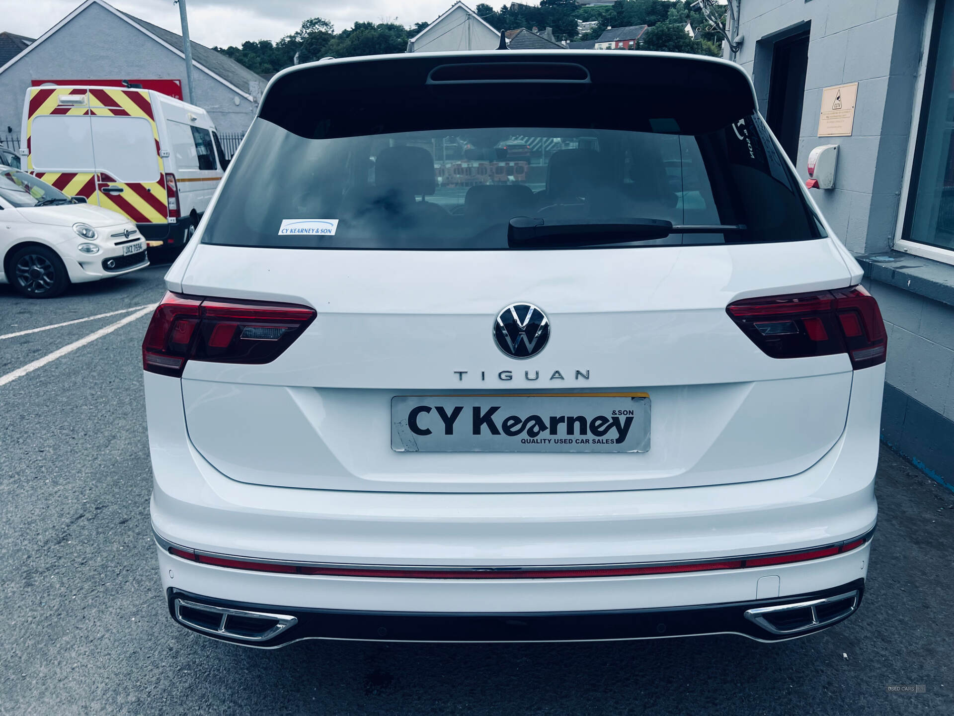 Volkswagen Tiguan ESTATE in Down