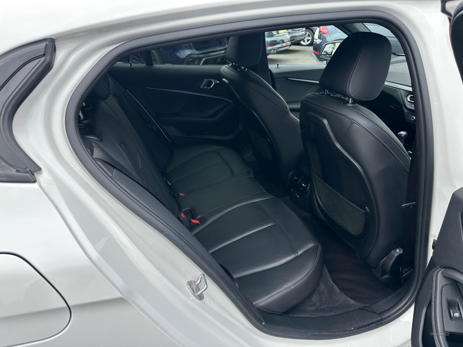 BMW 1 Series DIESEL HATCHBACK in Down