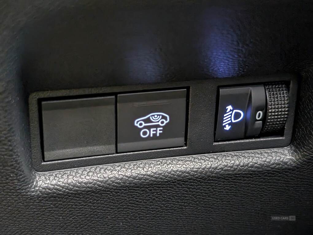 Car Thumbnail 8
