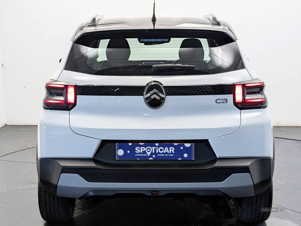 Car Thumbnail 18