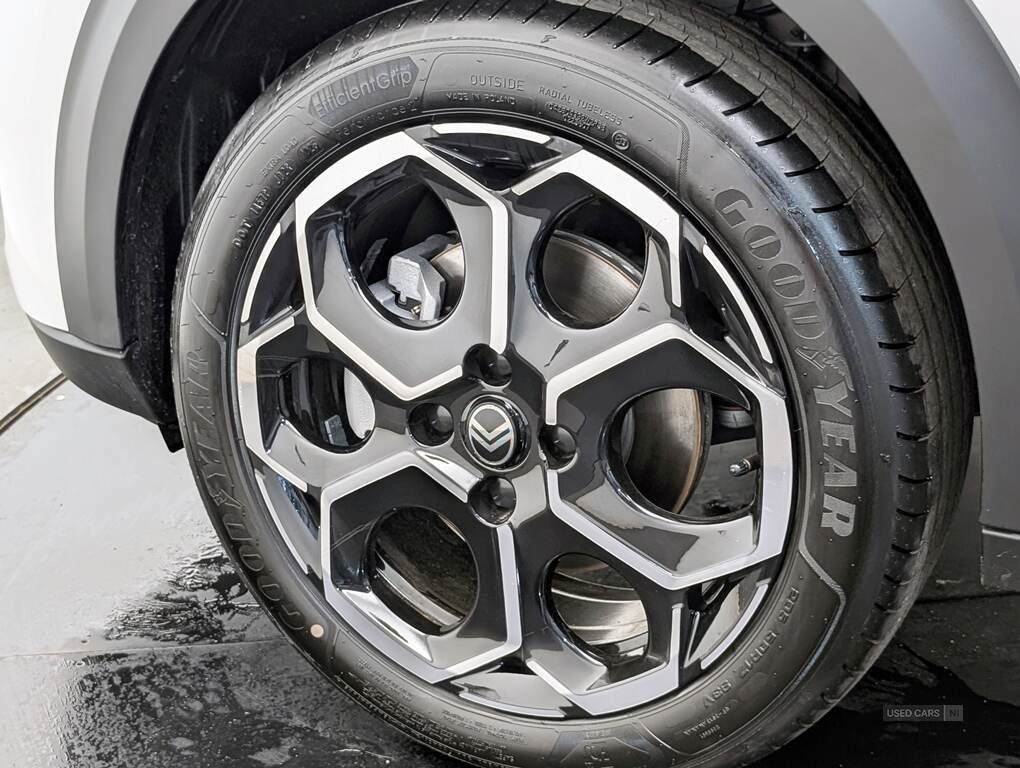 Car Thumbnail 21