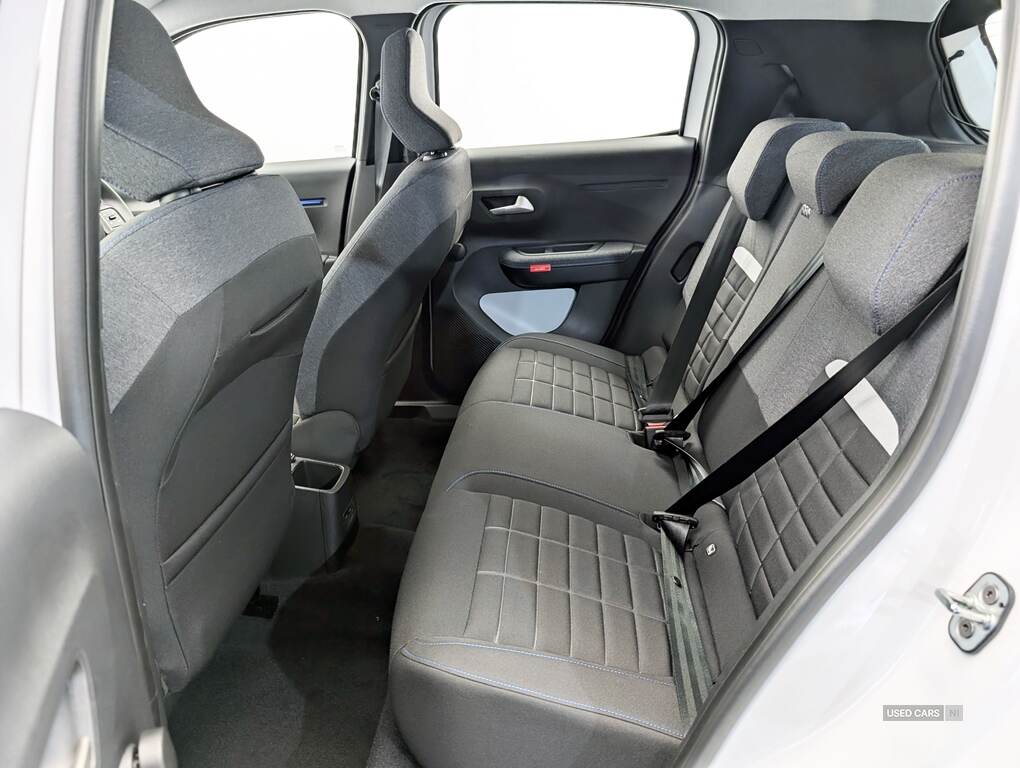 Car Thumbnail 23