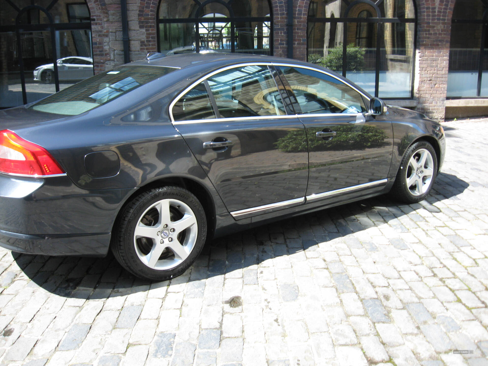May 2010 Volvo S80 2.0 D SE Premium 4dr