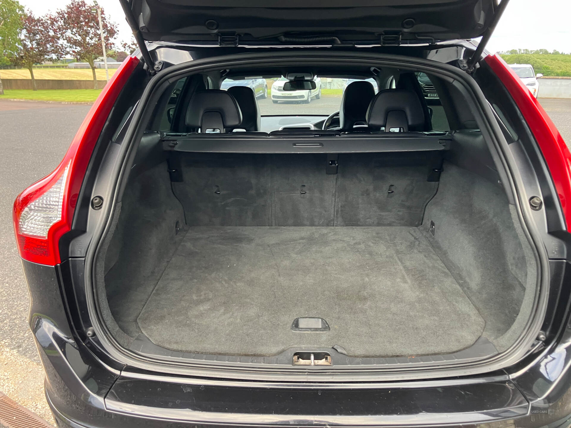 Volvo XC60 DIESEL ESTATE in Armagh