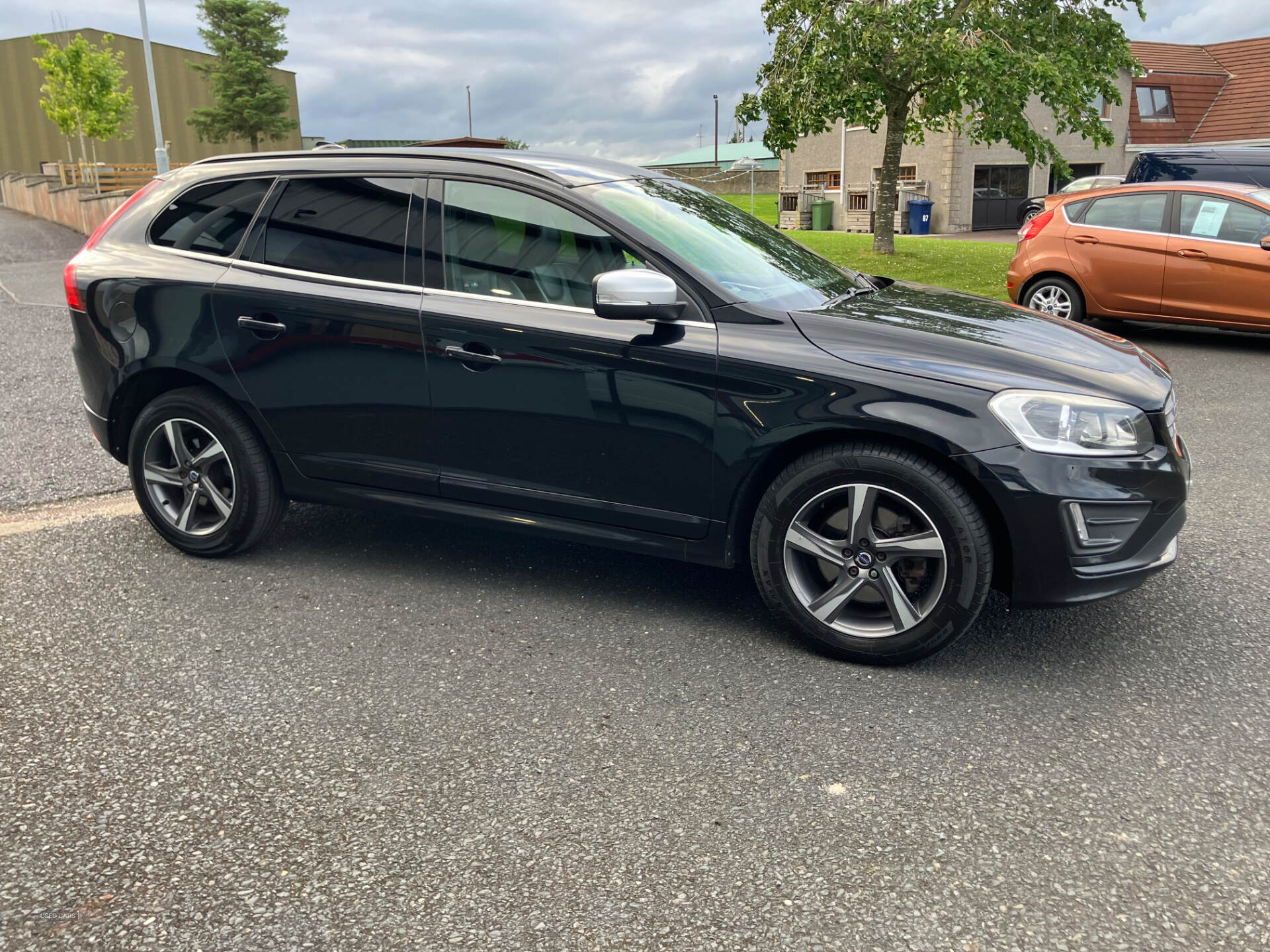 Volvo XC60 DIESEL ESTATE in Armagh