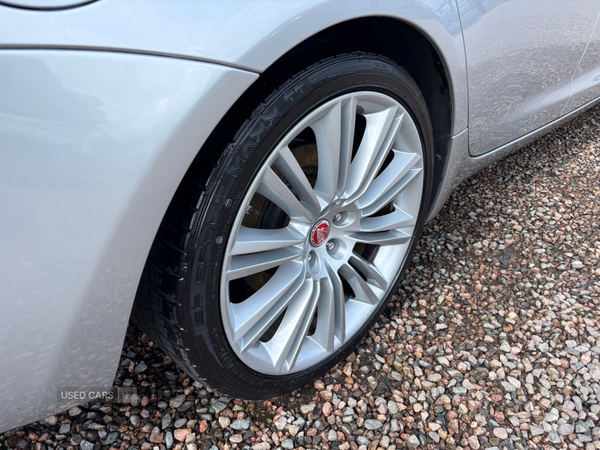 Jaguar XJ Series DIESEL SALOON in Antrim