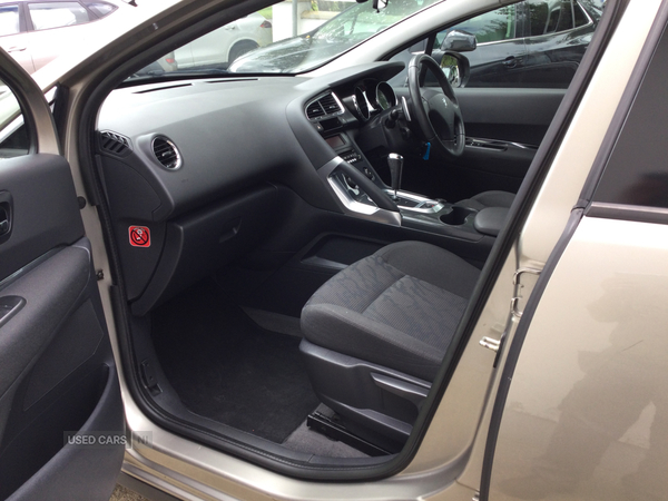 Peugeot 3008 DIESEL ESTATE in Derry / Londonderry