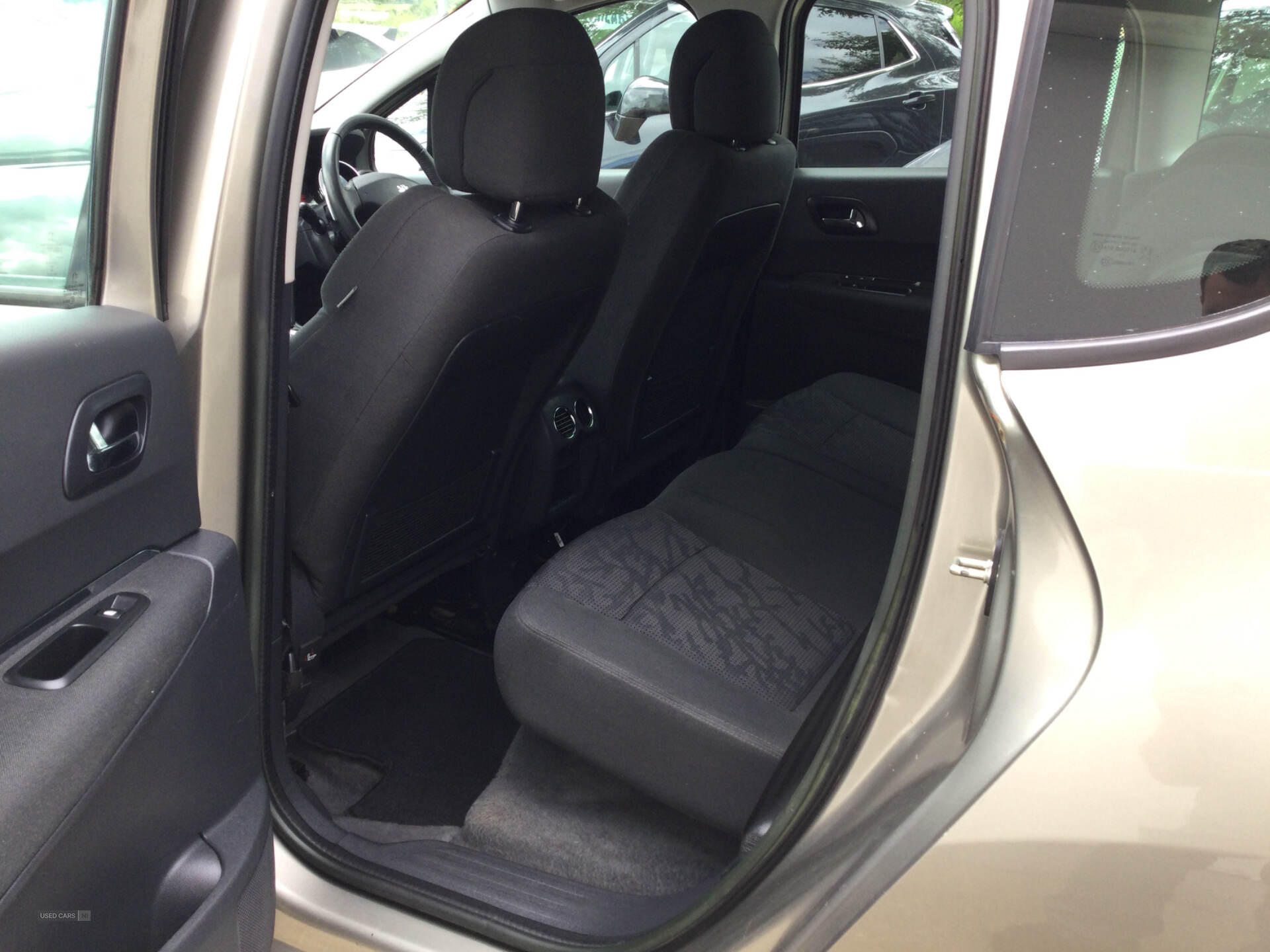 Peugeot 3008 DIESEL ESTATE in Derry / Londonderry