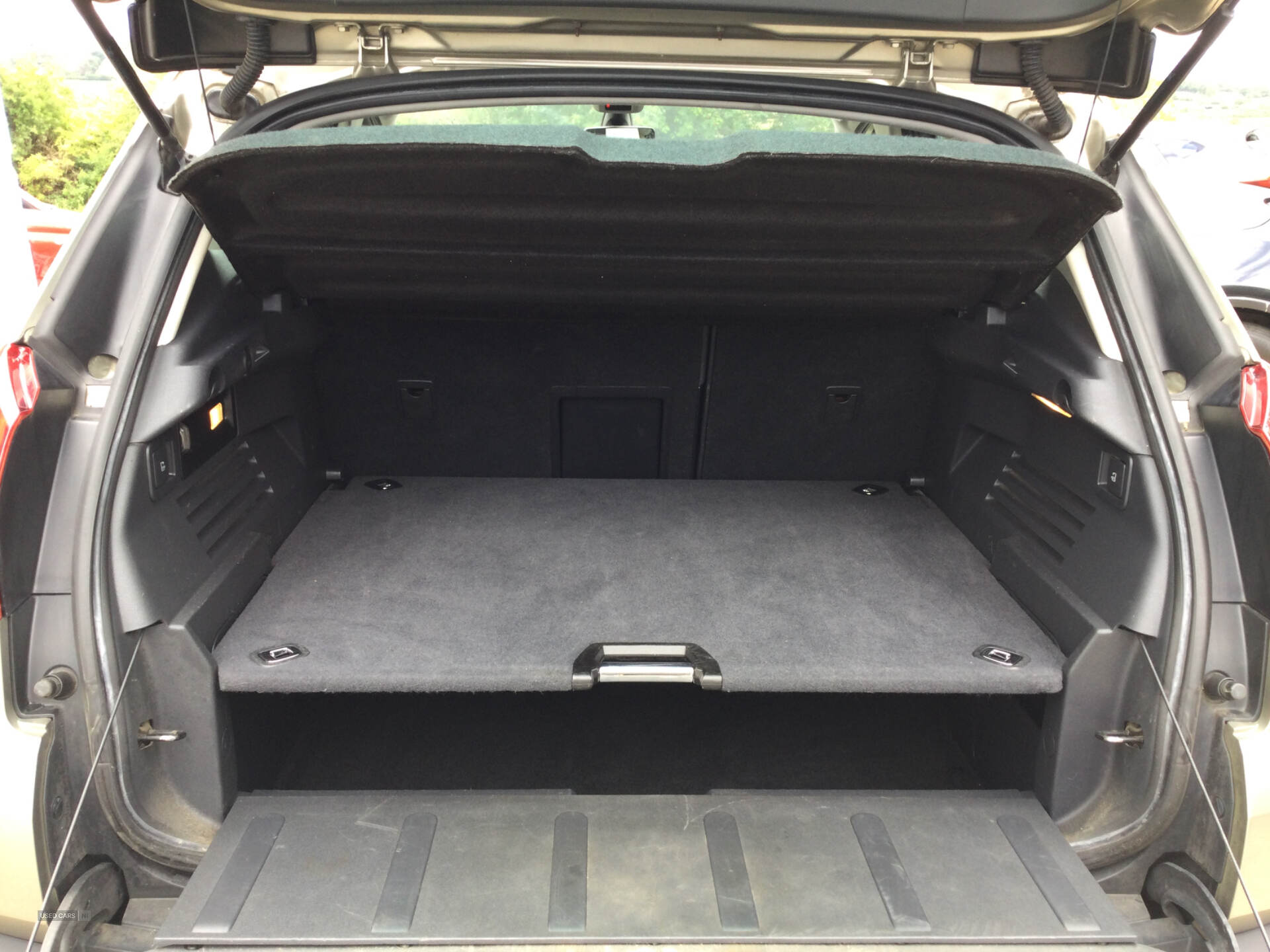 Peugeot 3008 DIESEL ESTATE in Derry / Londonderry