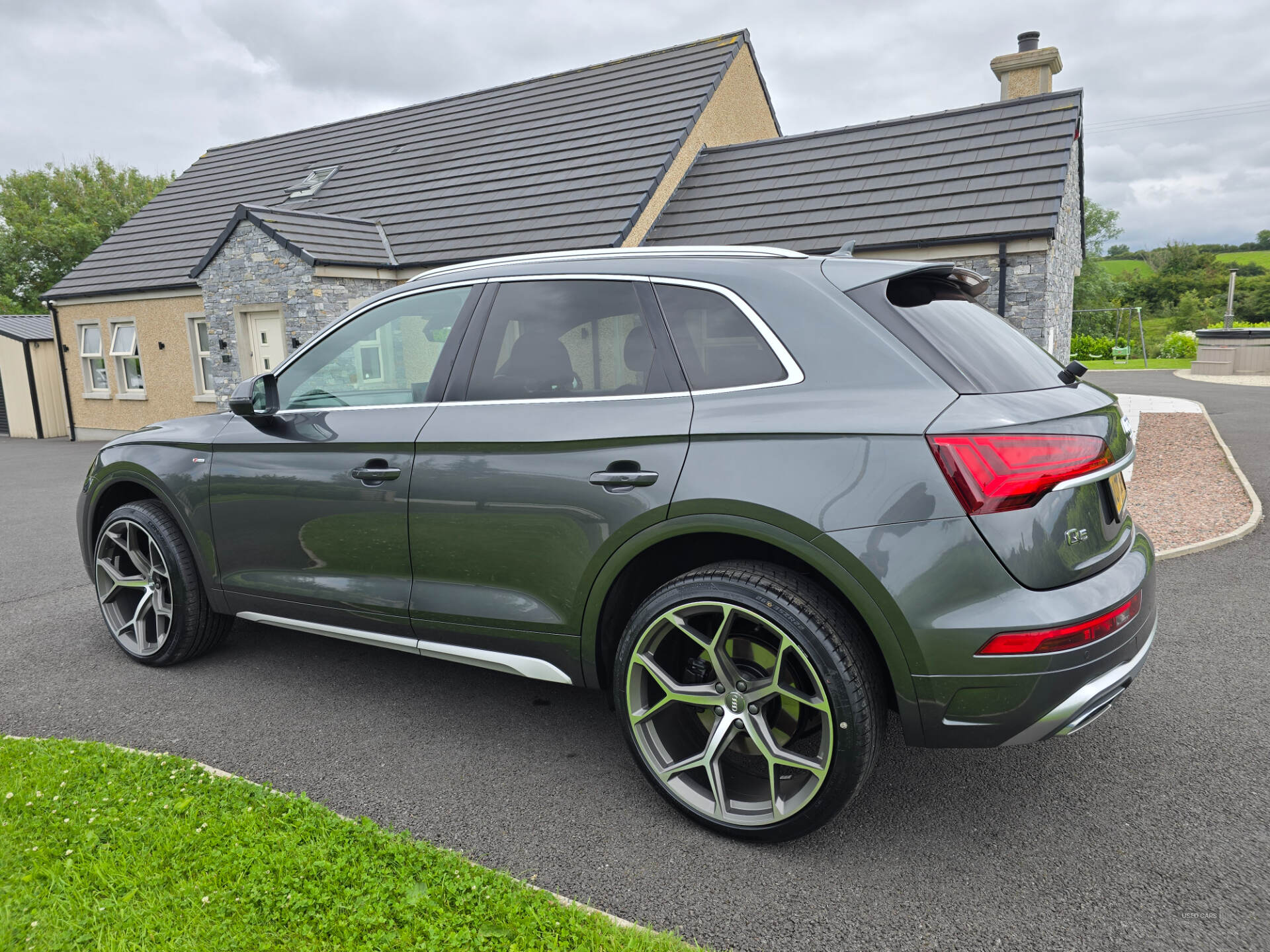 Audi Q5 DIESEL ESTATE in Down