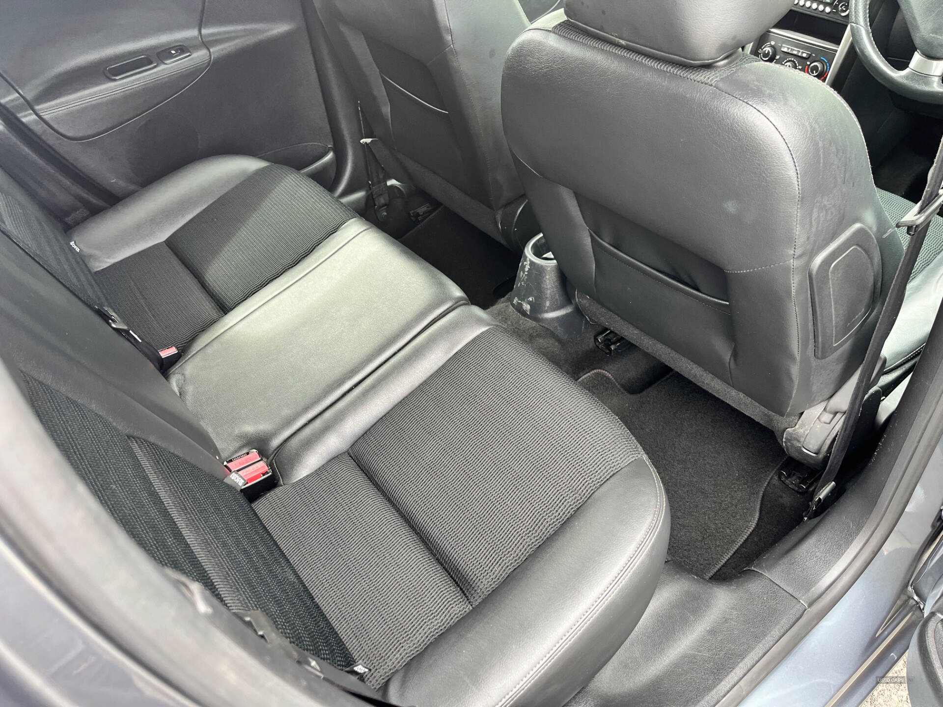Nov 2011 Peugeot 207 1.6 HDi 92 Allure 5dr