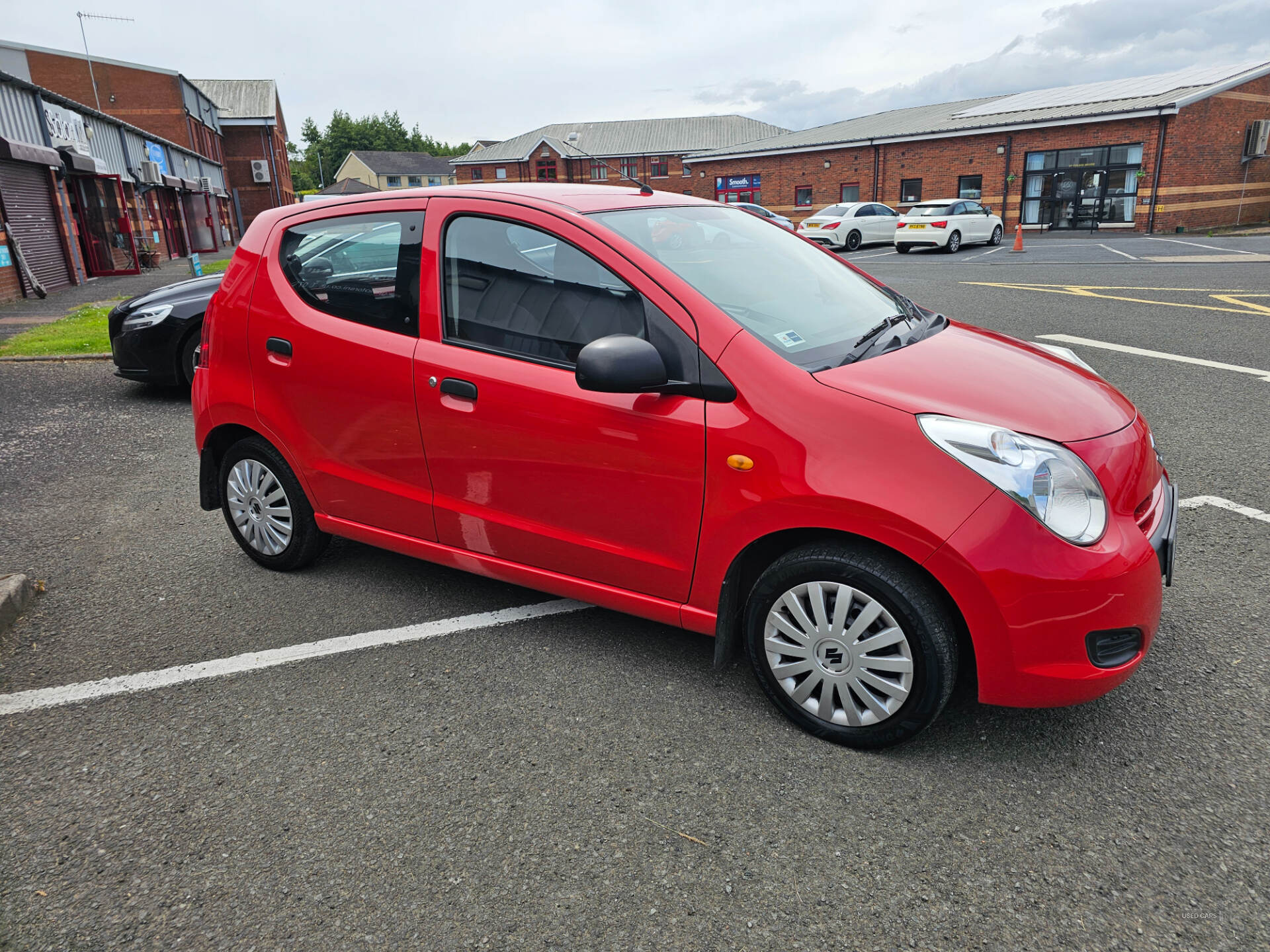Suzuki Alto HATCHBACK in Down