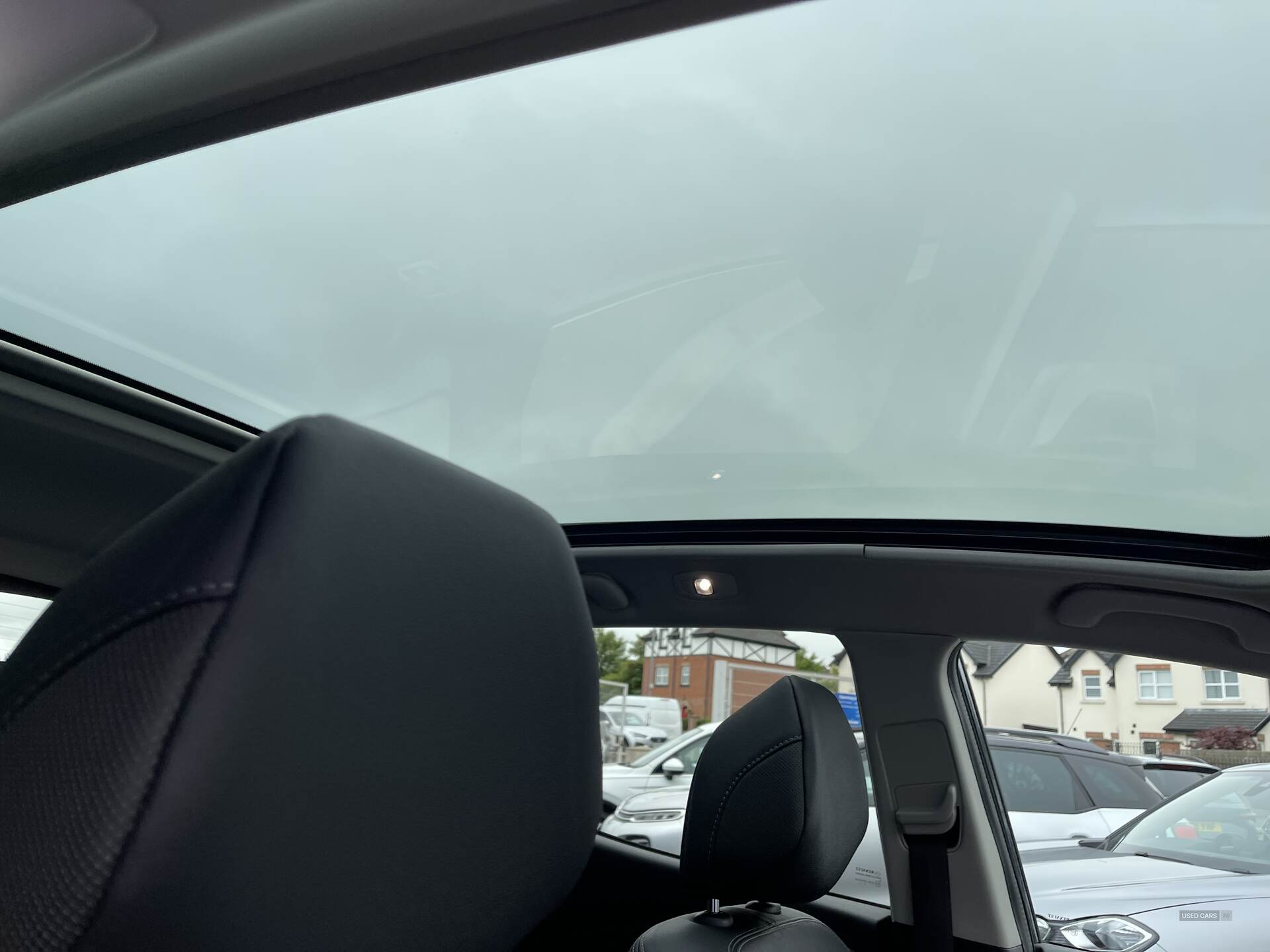 Car Thumbnail 15