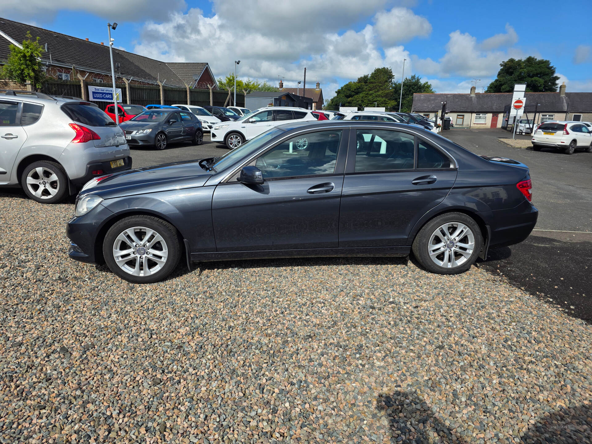 Jul 2012 Mercedes C-Class C220 CDI BlueEFFICIENCY Executive SE 4dr Auto