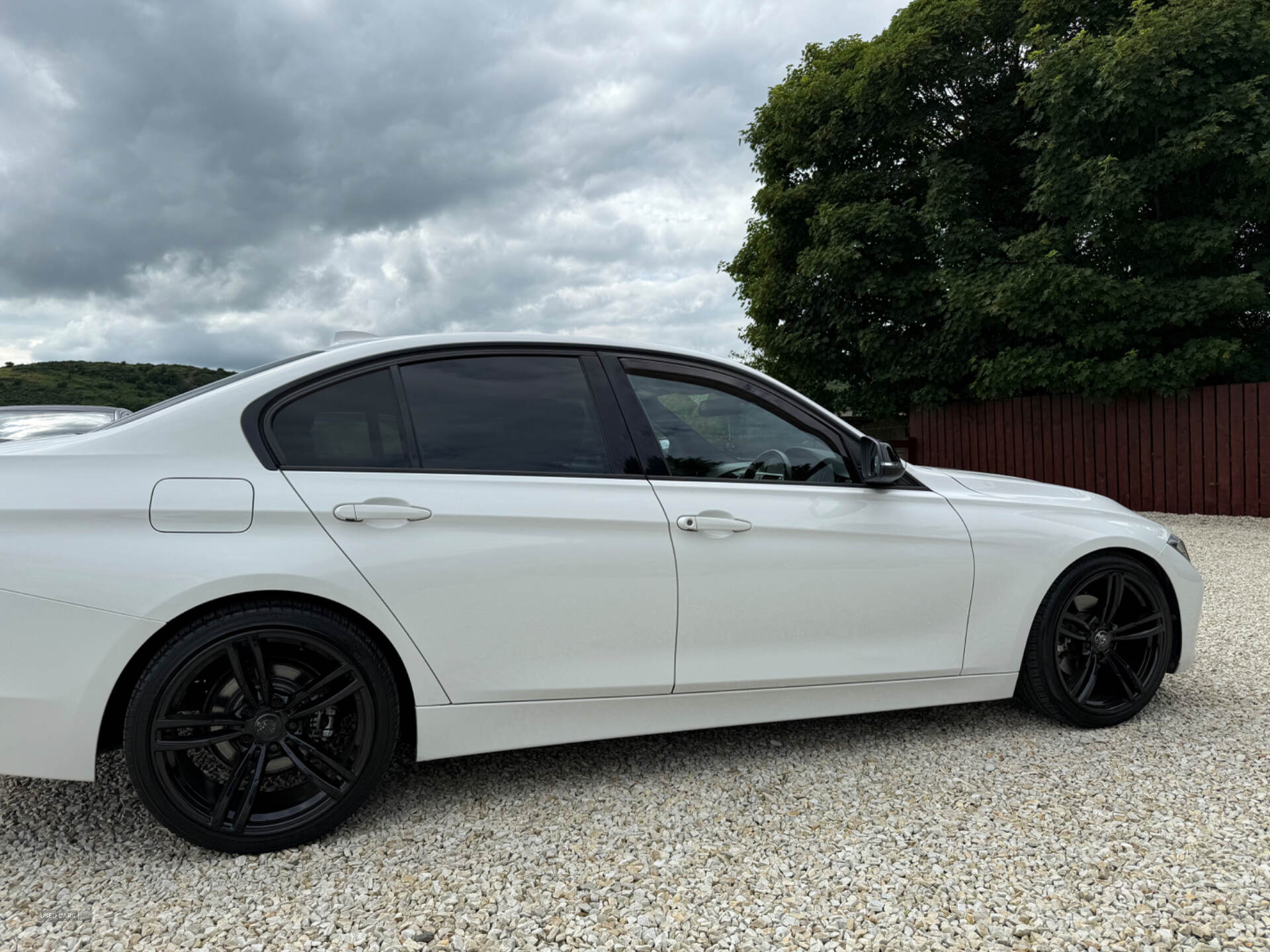 BMW 3 Series DIESEL SALOON in Down