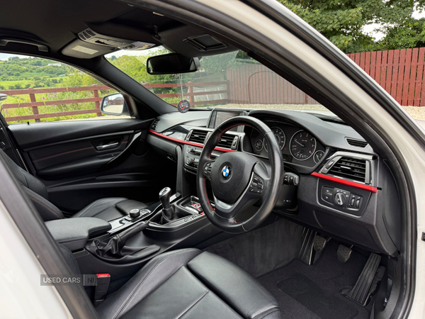 BMW 3 Series DIESEL SALOON in Down