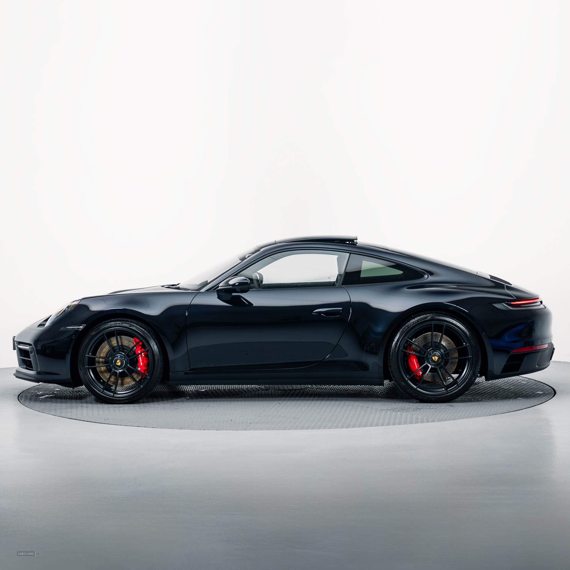 Nov 2021 Porsche 911 GTS 2dr