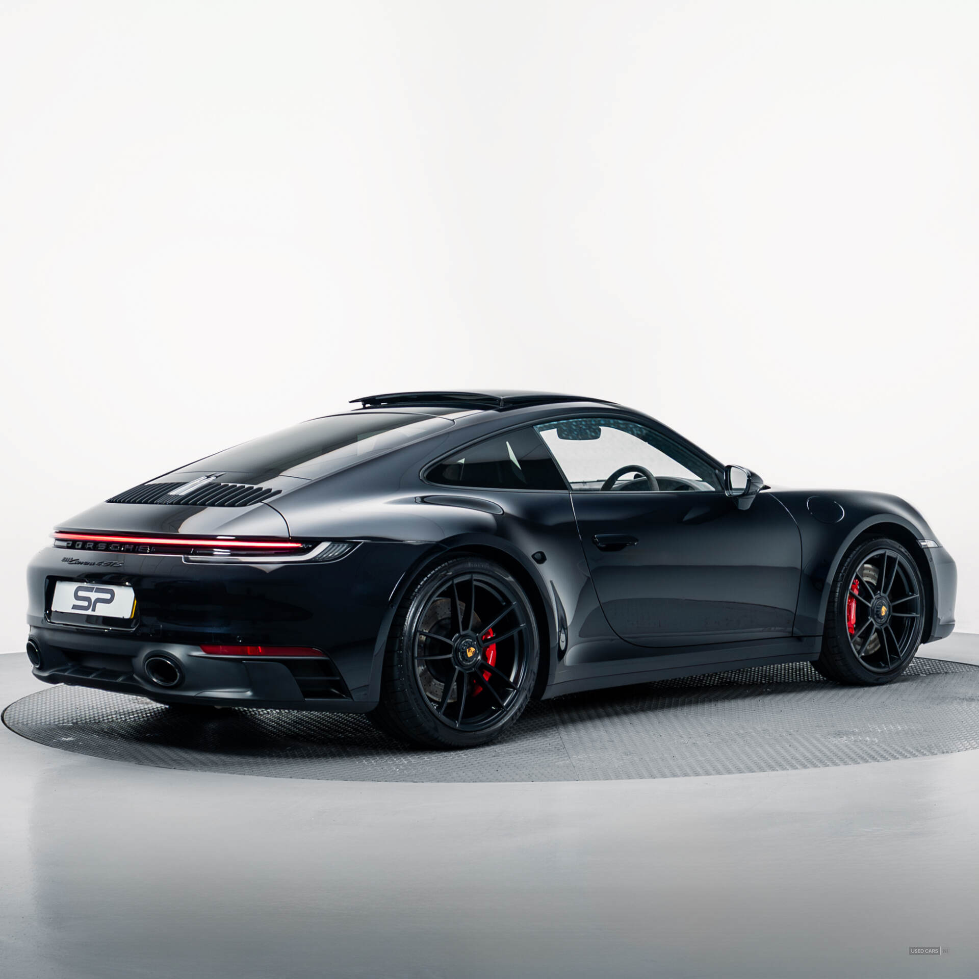 Nov 2021 Porsche 911 GTS 2dr