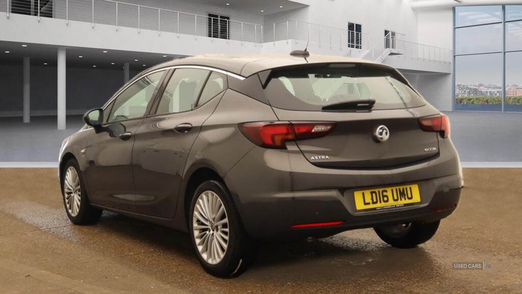 Apr 2016 Vauxhall Astra 1.6 CDTi 16V ecoFLEX Elite 5dr