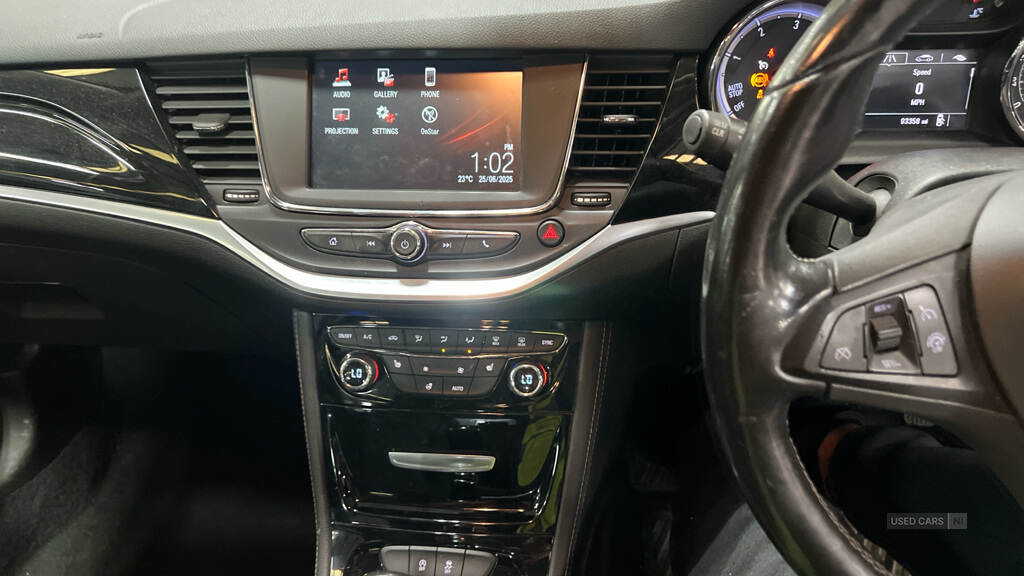 Apr 2016 Vauxhall Astra 1.6 CDTi 16V ecoFLEX Elite 5dr