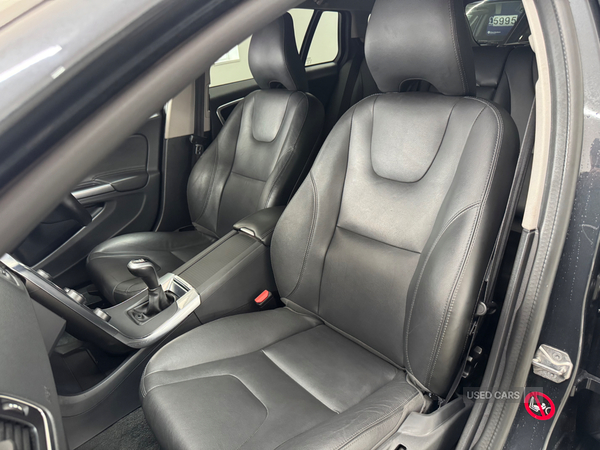 Volvo V60 DIESEL SPORTSWAGON in Down