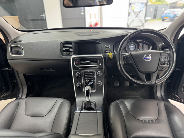 Volvo V60 DIESEL SPORTSWAGON in Down