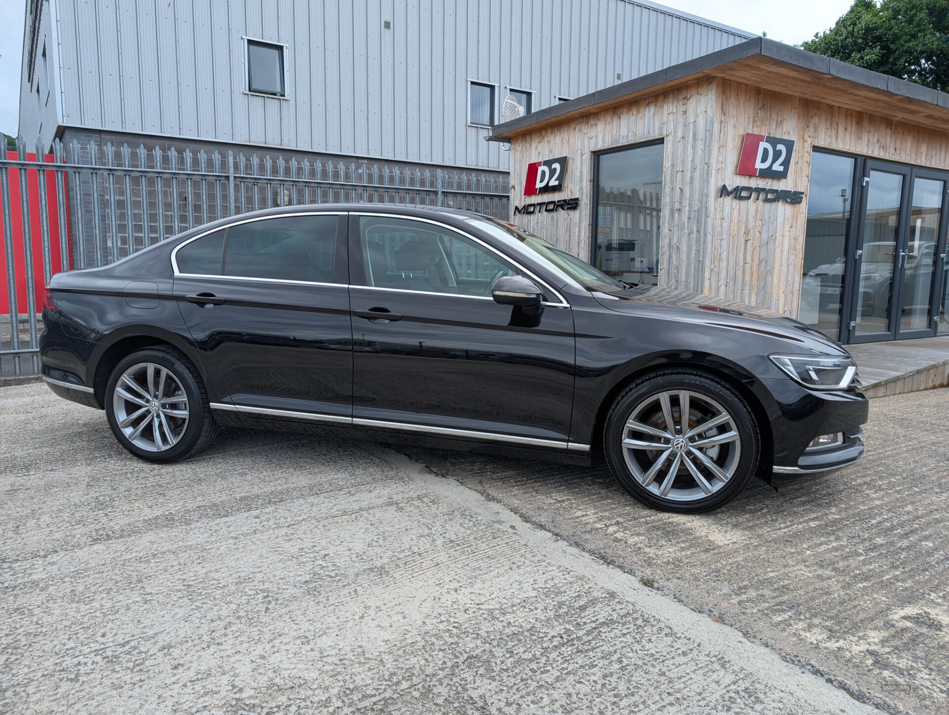 Volkswagen Passat DIESEL SALOON in Down