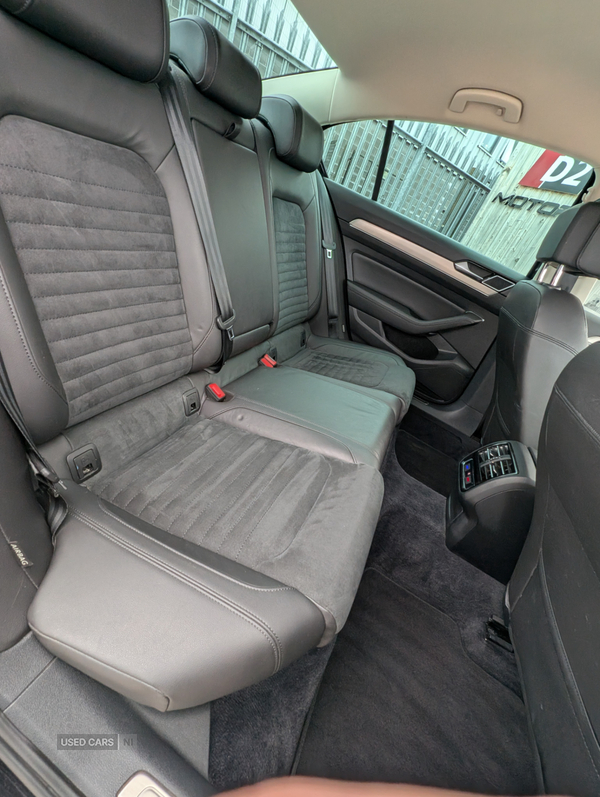 Volkswagen Passat DIESEL SALOON in Down