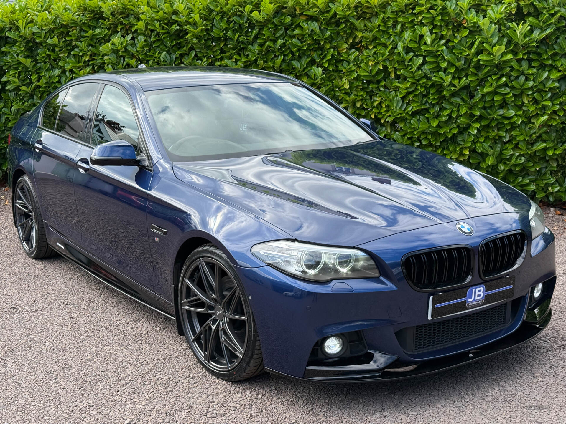 May 2015 BMW 5 Series 520d [190] M Sport 4dr Step Auto