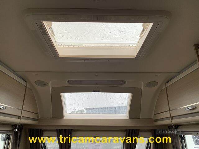  2012 Sterling Eccles Sport 554/4, Fixed Bed