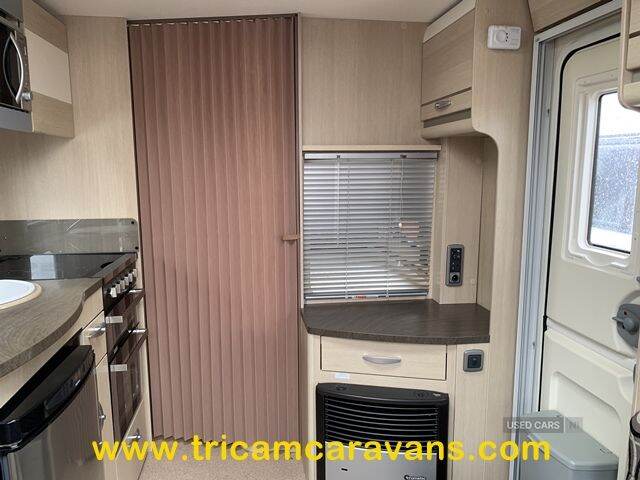  2012 Sterling Eccles Sport 554/4, Fixed Bed