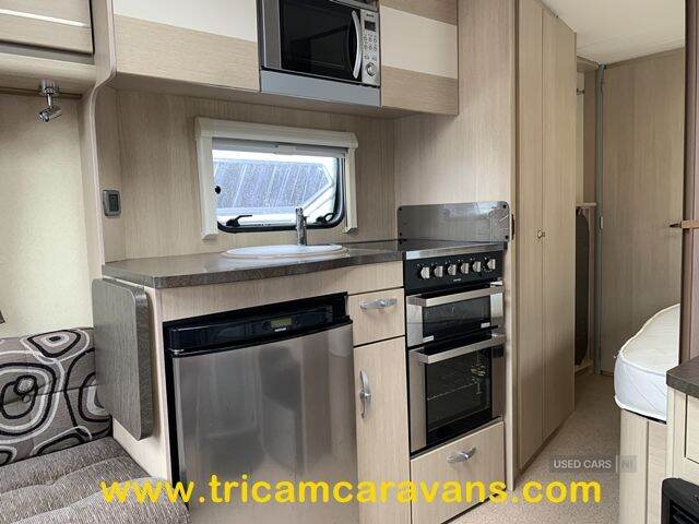  2012 Sterling Eccles Sport 554/4, Fixed Bed