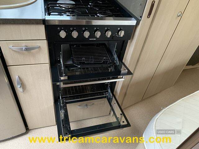  2012 Sterling Eccles Sport 554/4, Fixed Bed