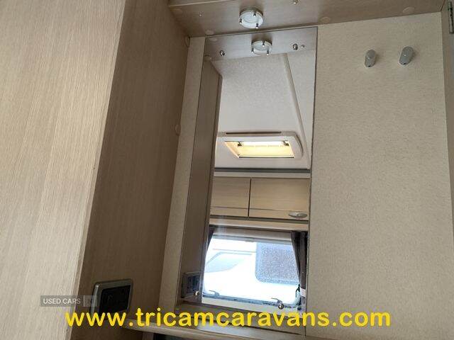  2012 Sterling Eccles Sport 554/4, Fixed Bed