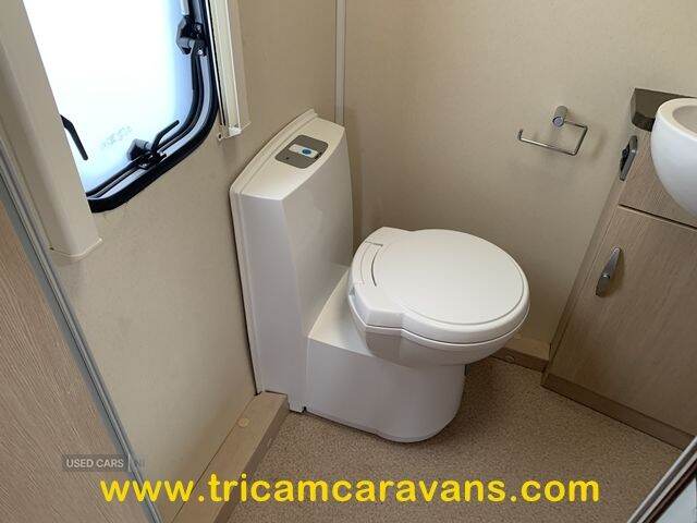  2012 Sterling Eccles Sport 554/4, Fixed Bed