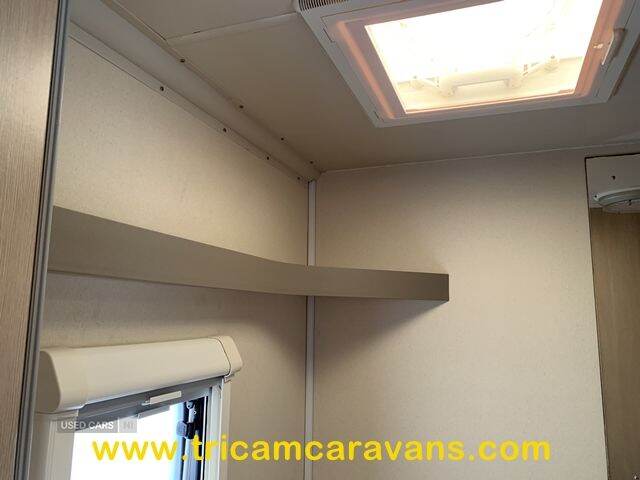  2012 Sterling Eccles Sport 554/4, Fixed Bed