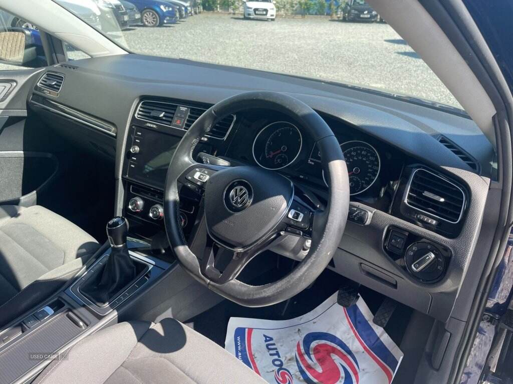 May 2017 Volkswagen Golf 1.6 TDI GT 5dr